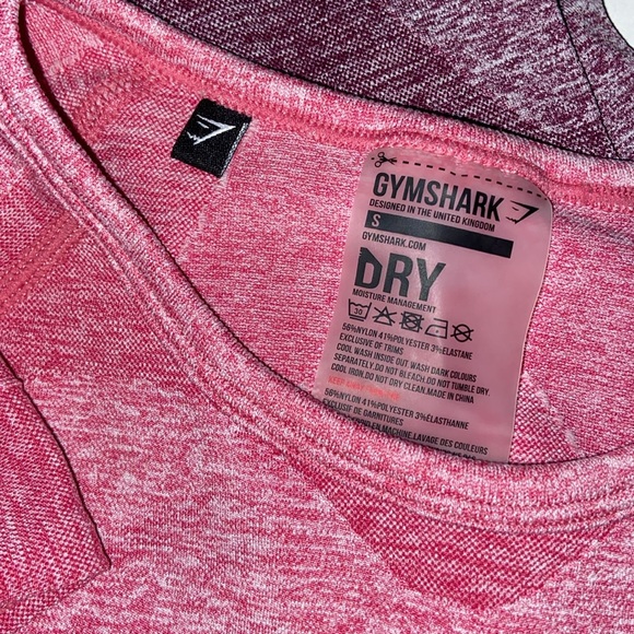 Gymshark Flex Crop top longsleeve.  2 : pink & plumb color. Size small - Picture 3 of 6